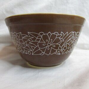 Vintage Pyrex #441 Woodland Brown 1.5 Pint Small Nesting Mixing Bowl